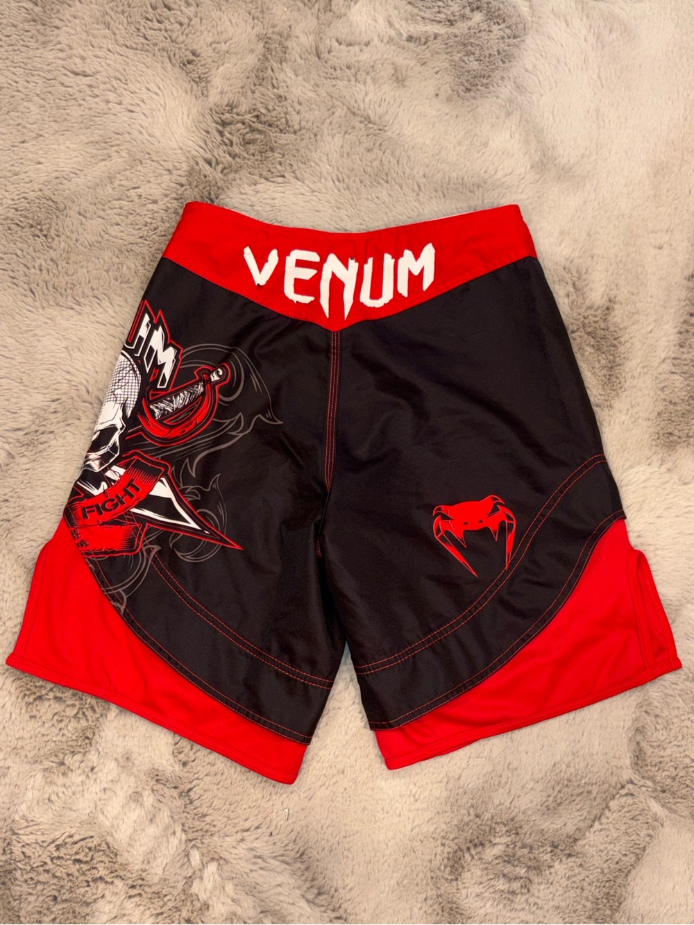 Venum Black & Red MMA Fight Shorts - Picture 5 of 9